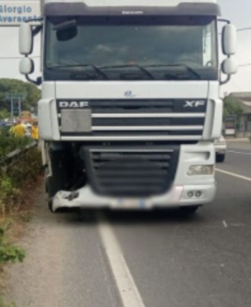 Muore donna strada statale 106 - Corigliano Rossano
