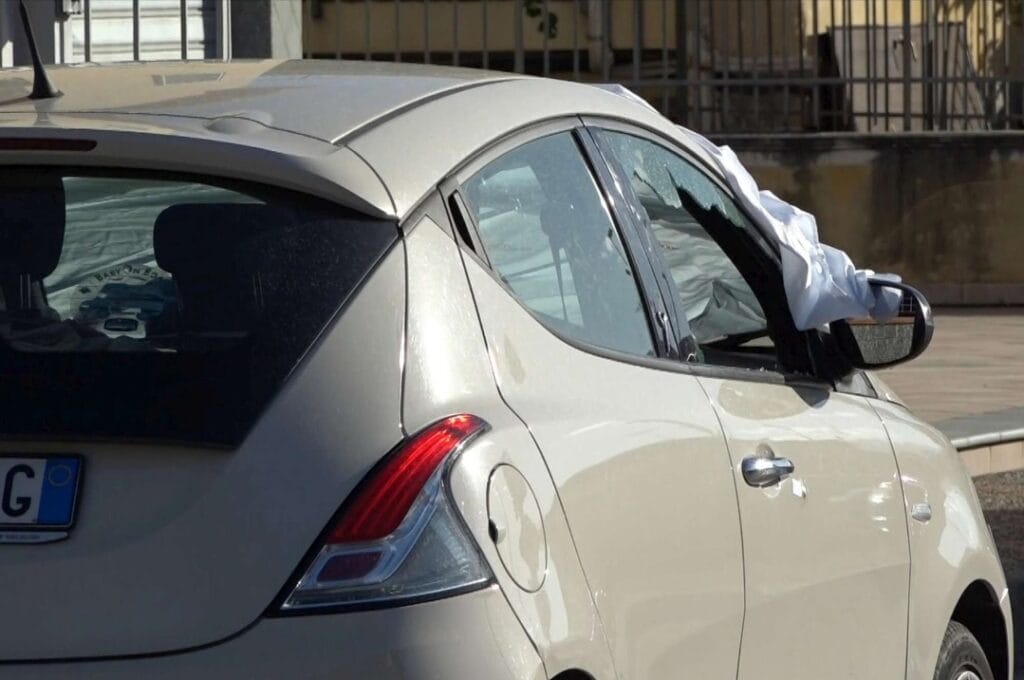 Uccide l'ex fidanzata: Suicidio