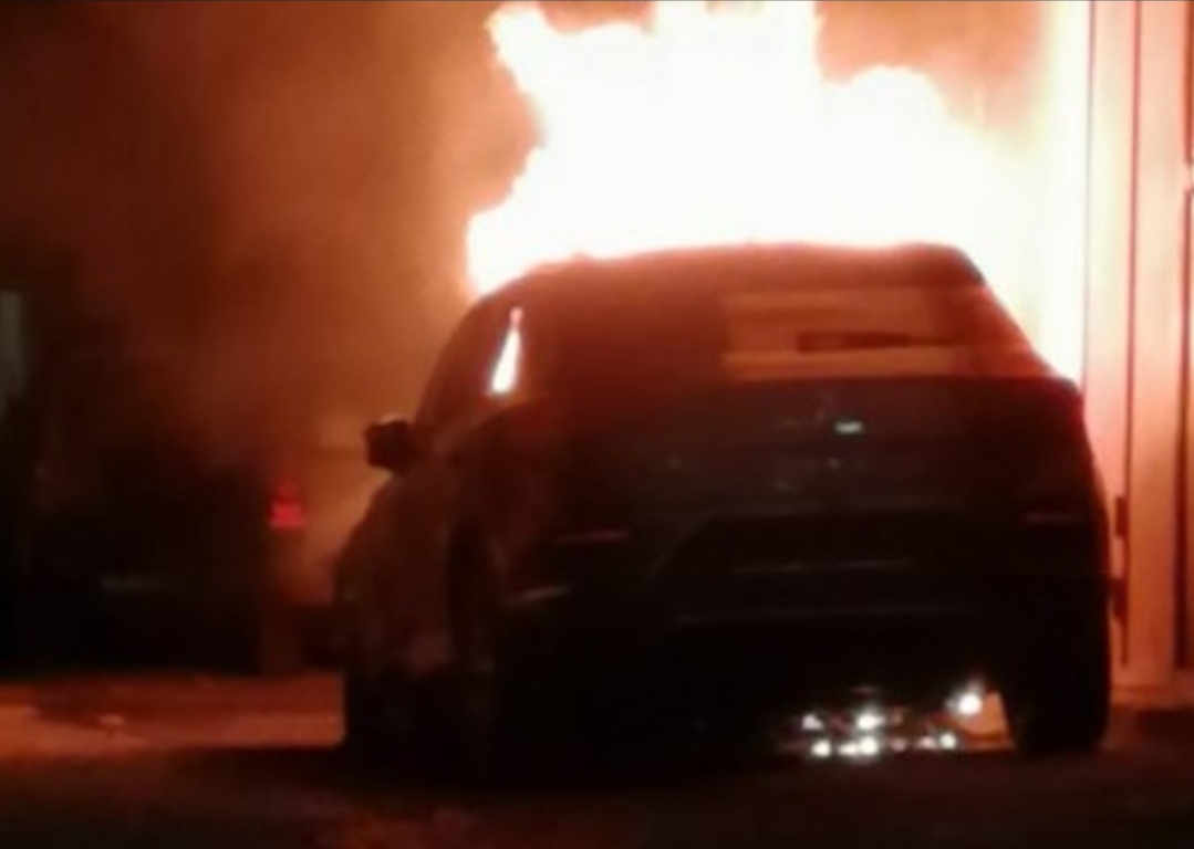 Altre Due Auto Incendiate per 48 incendi Veicoli a Cantinella di Corigliano Rossano - Calabria