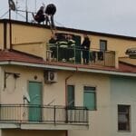 Giovane senza lavoro Minaccia di Lanciarsi dal Tetto a Corigliano Rossano