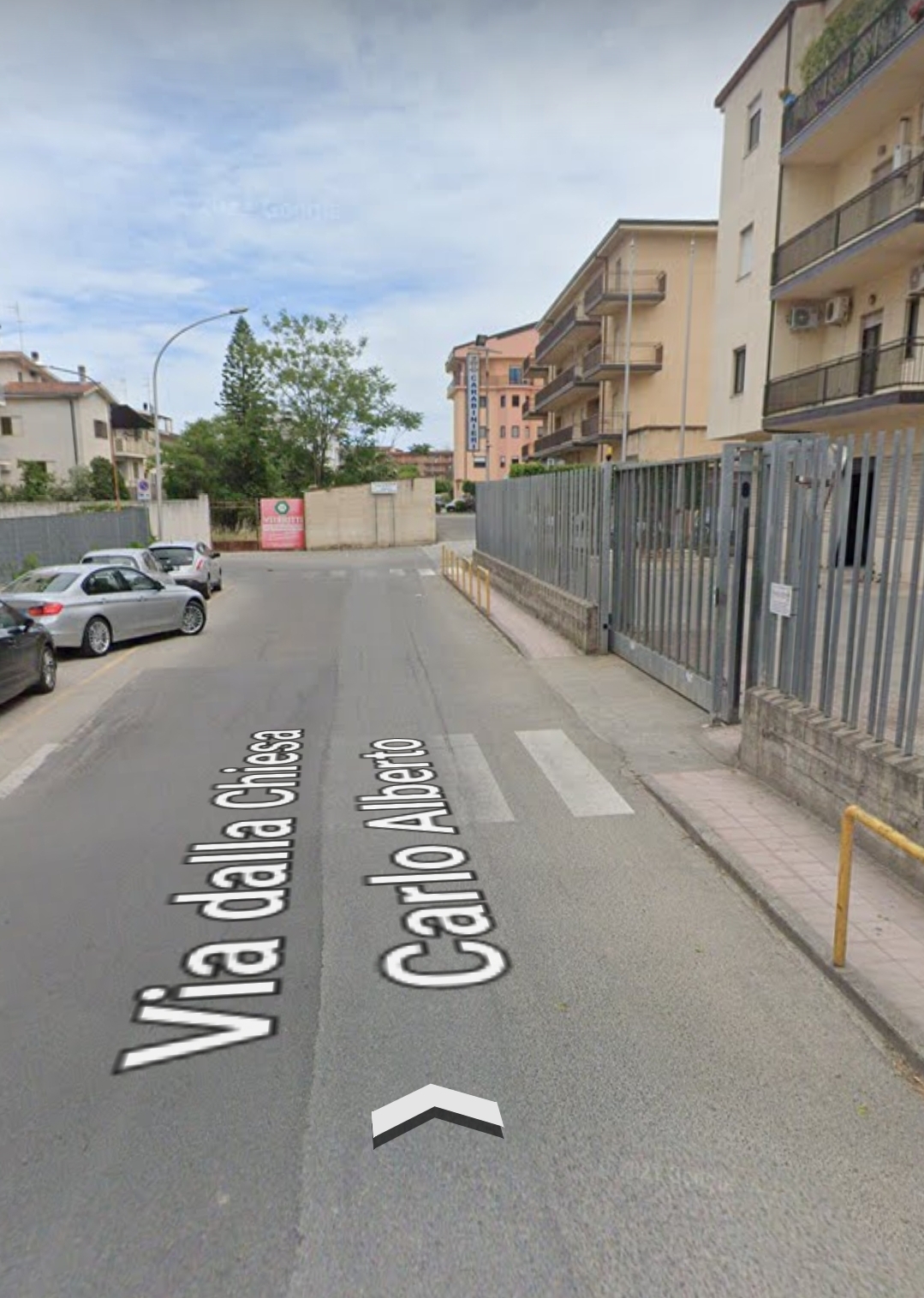 Danneggia Auto Carabinieri: Arrestato a Corigliano Rossano - Cosenza - Calabria